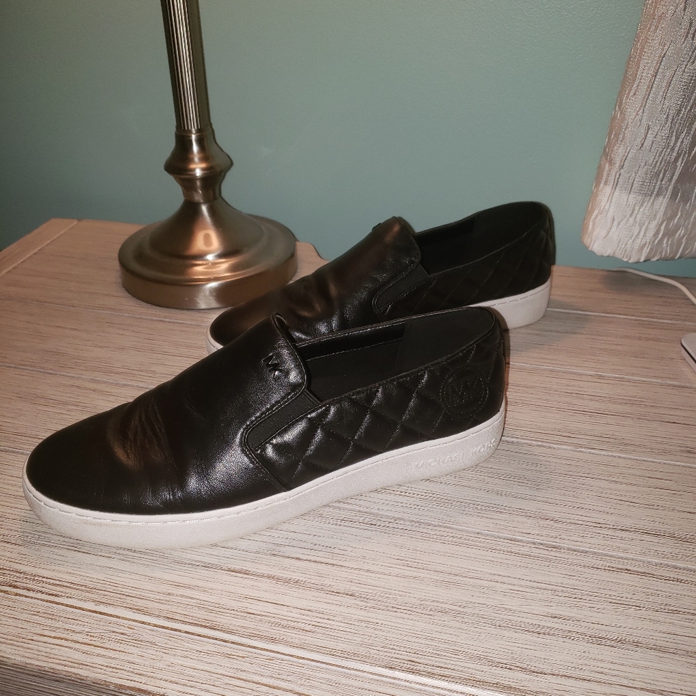 Michel Kors leather slip on